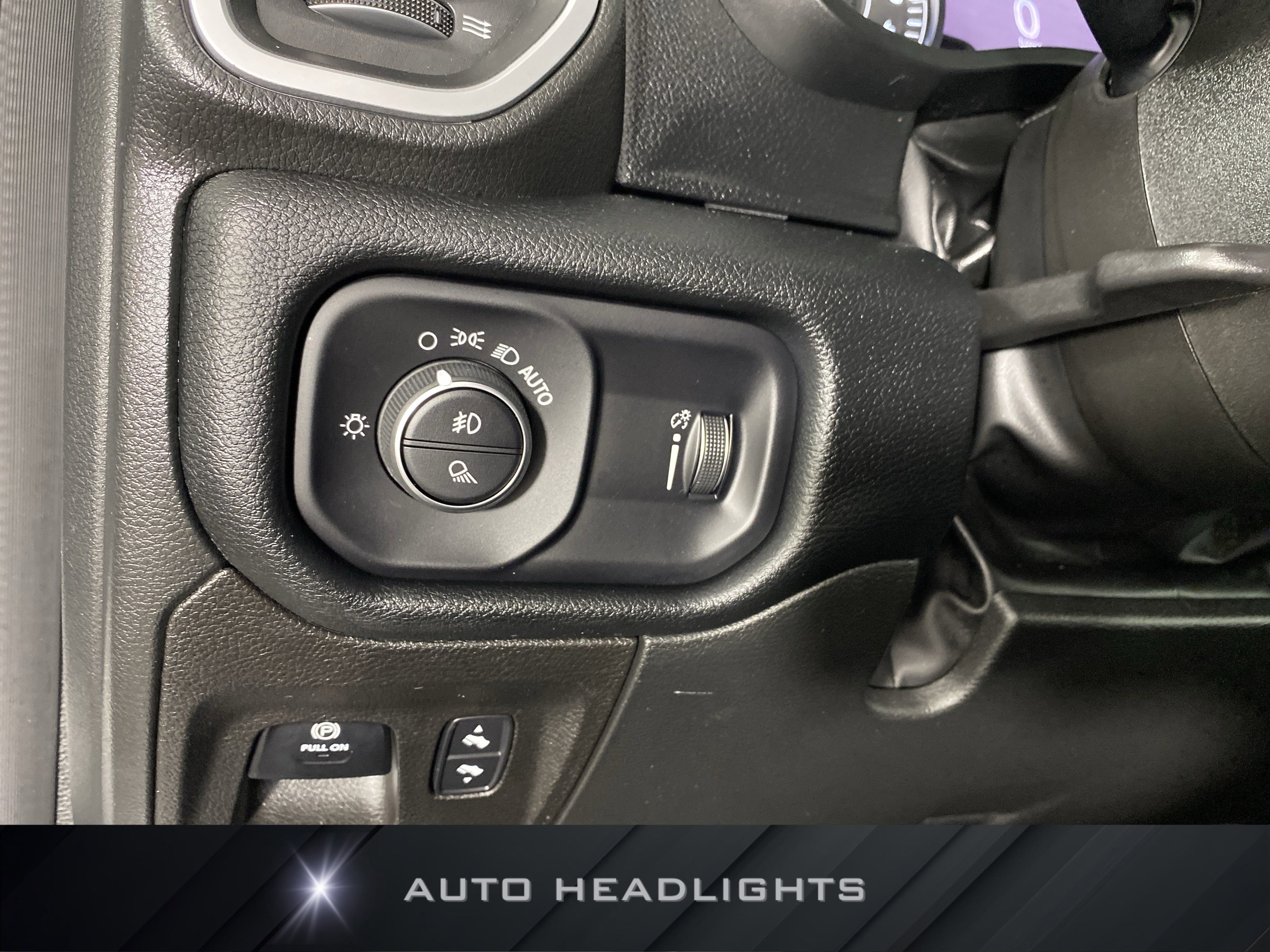 Used 2022 RAM 1500 Big Horn AWD/4WD image 24