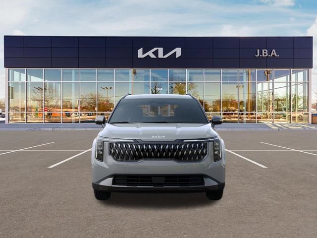 New 2027 Kia Carnival EX FWD image 2