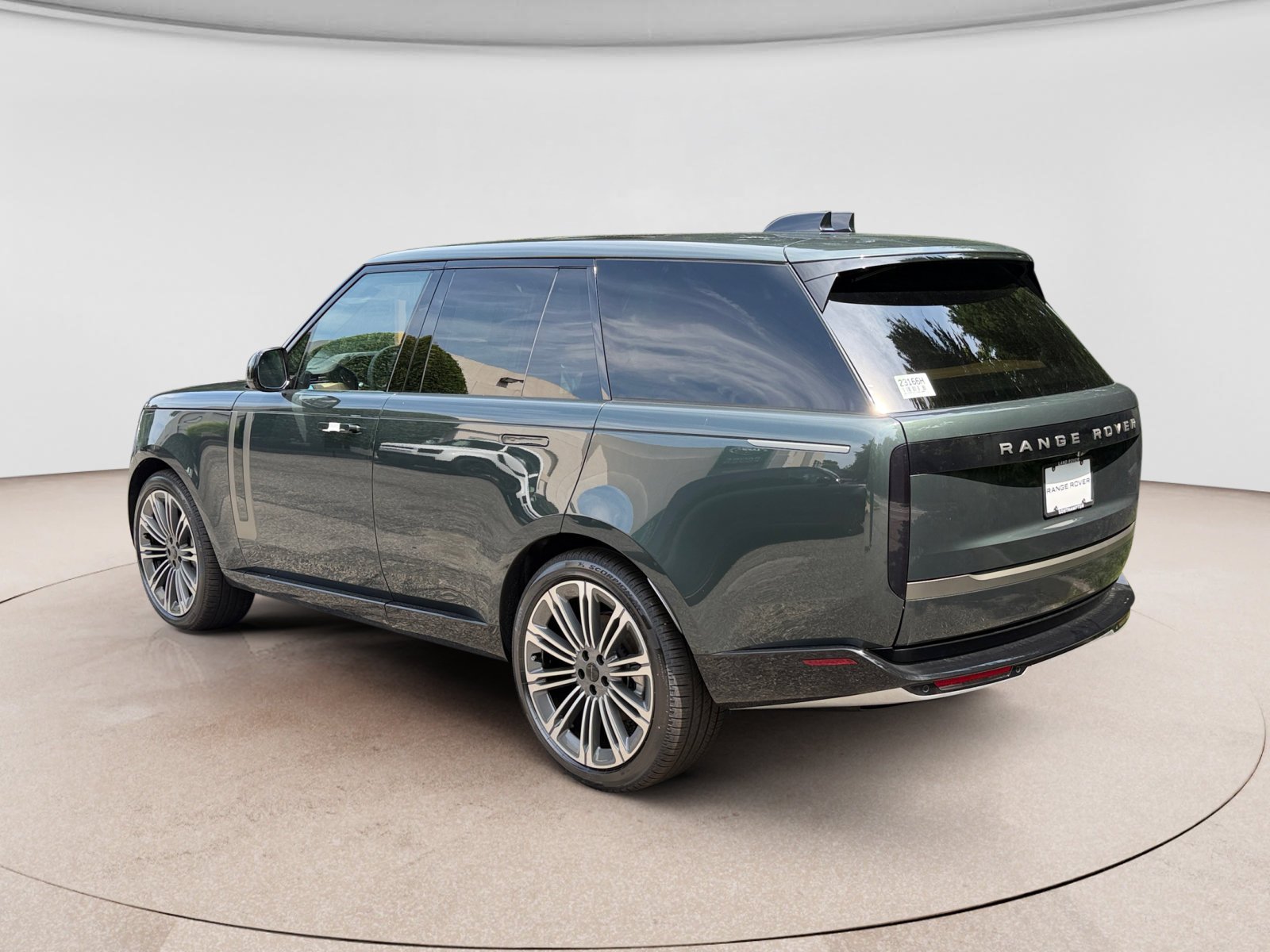 New 2026 Land Rover Range Rover SE AWD/4WD image 3