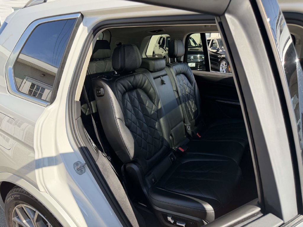 Used 2026 BMW X7 xDrive40i AWD/4WD image 15