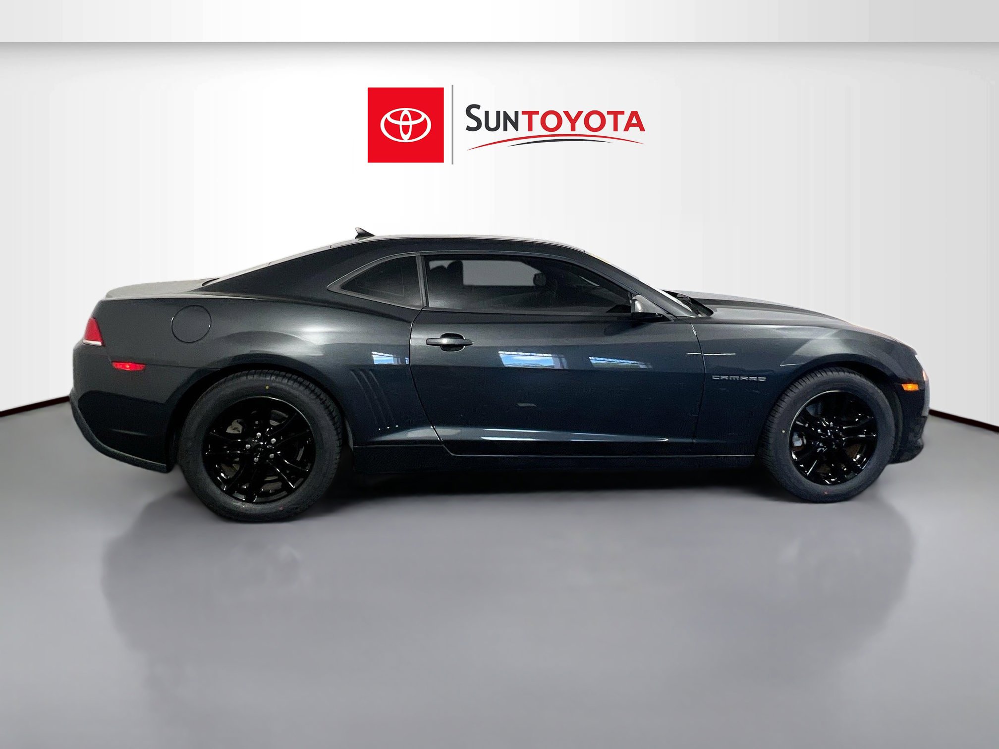 Used 2015 Chevrolet Camaro LS RWD image 33