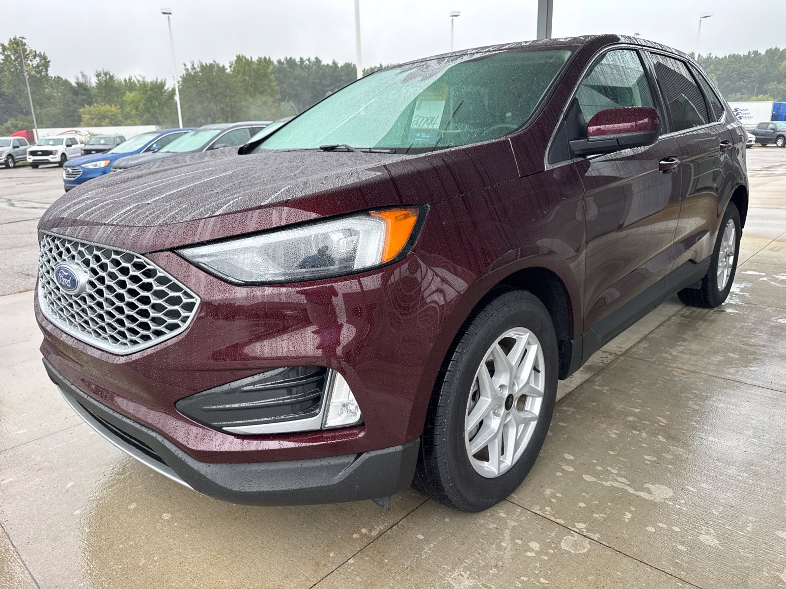Certified 2024 Ford Edge SEL w/ Convenience Package AWD/4WD image 3