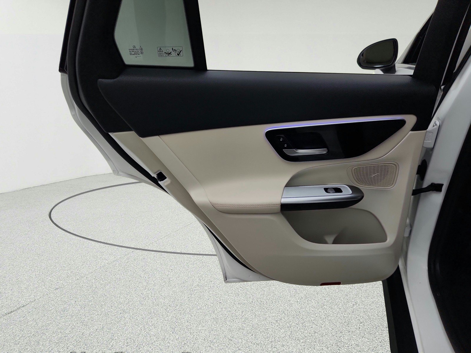 Certified 2025 Mercedes-Benz GLC 350e 4MATIC image 27