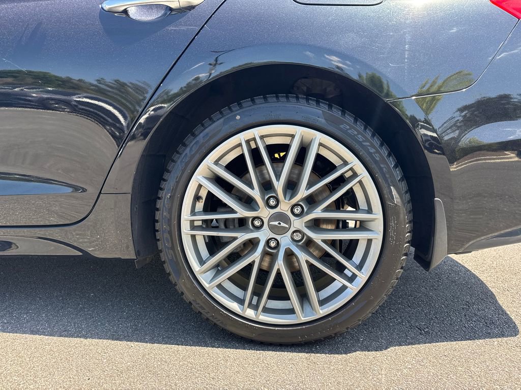 Used 2020 Genesis G70 2.0T w/ Elite Package RWD image 19