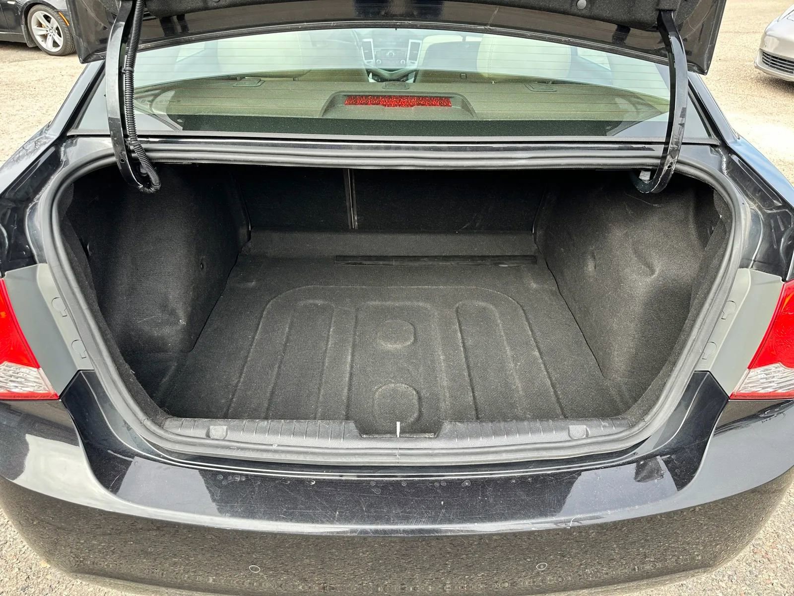 Used 2012 Chevrolet Cruze LTZ image 24