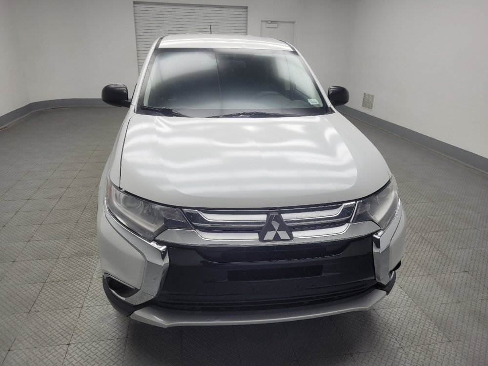 Used 2016 Mitsubishi Outlander SE AWD/4WD image 14