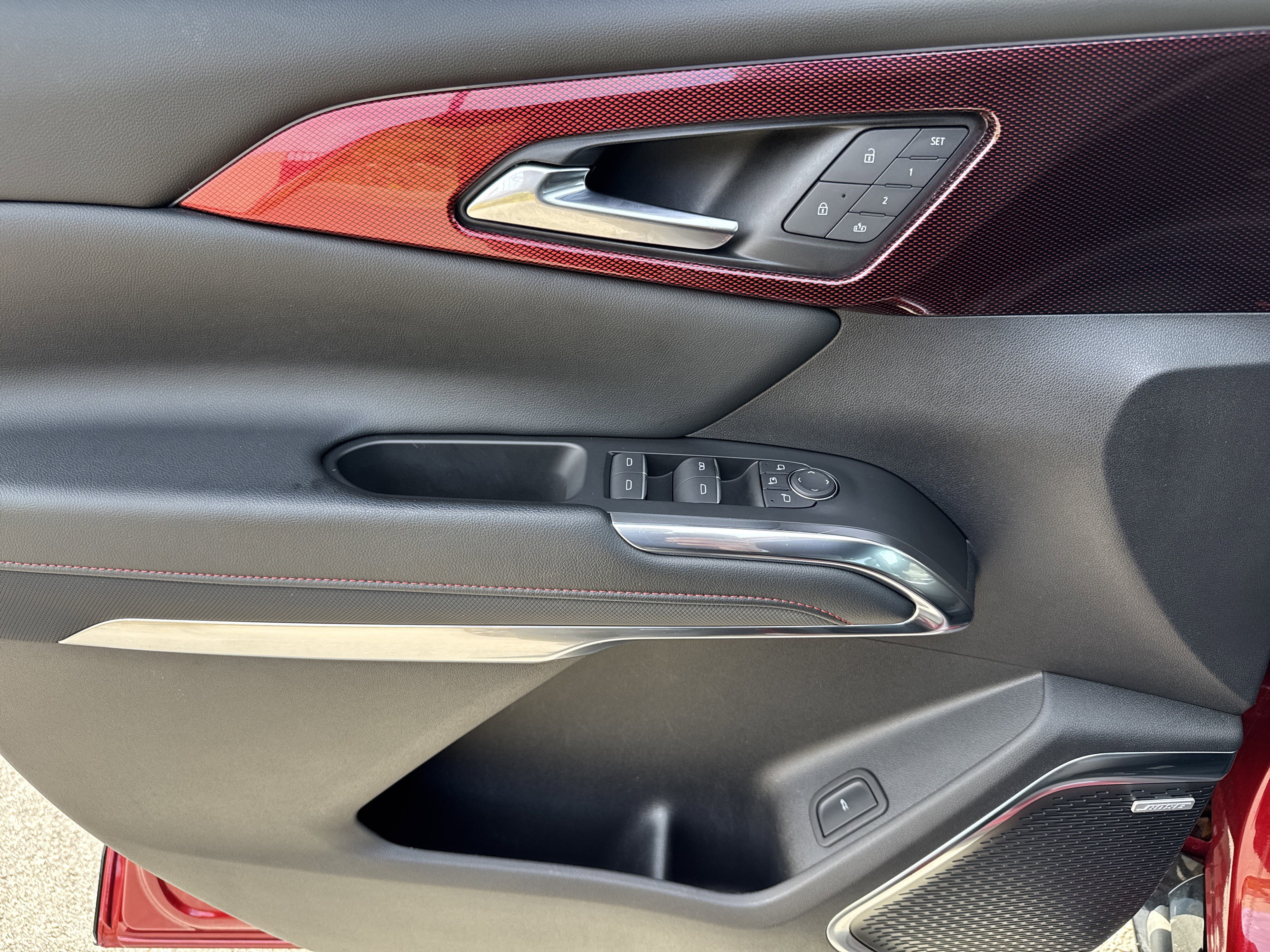 Used 2024 Chevrolet Traverse RS image 14