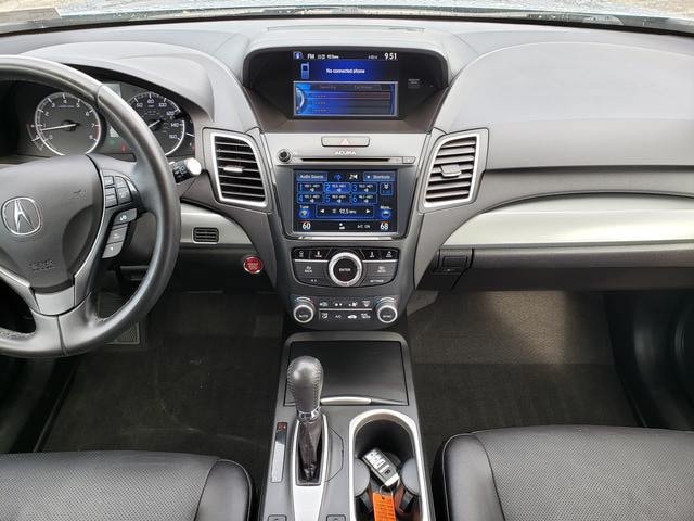 Used 2018 Acura RDX w/ Technology Package AWD/4WD image 16