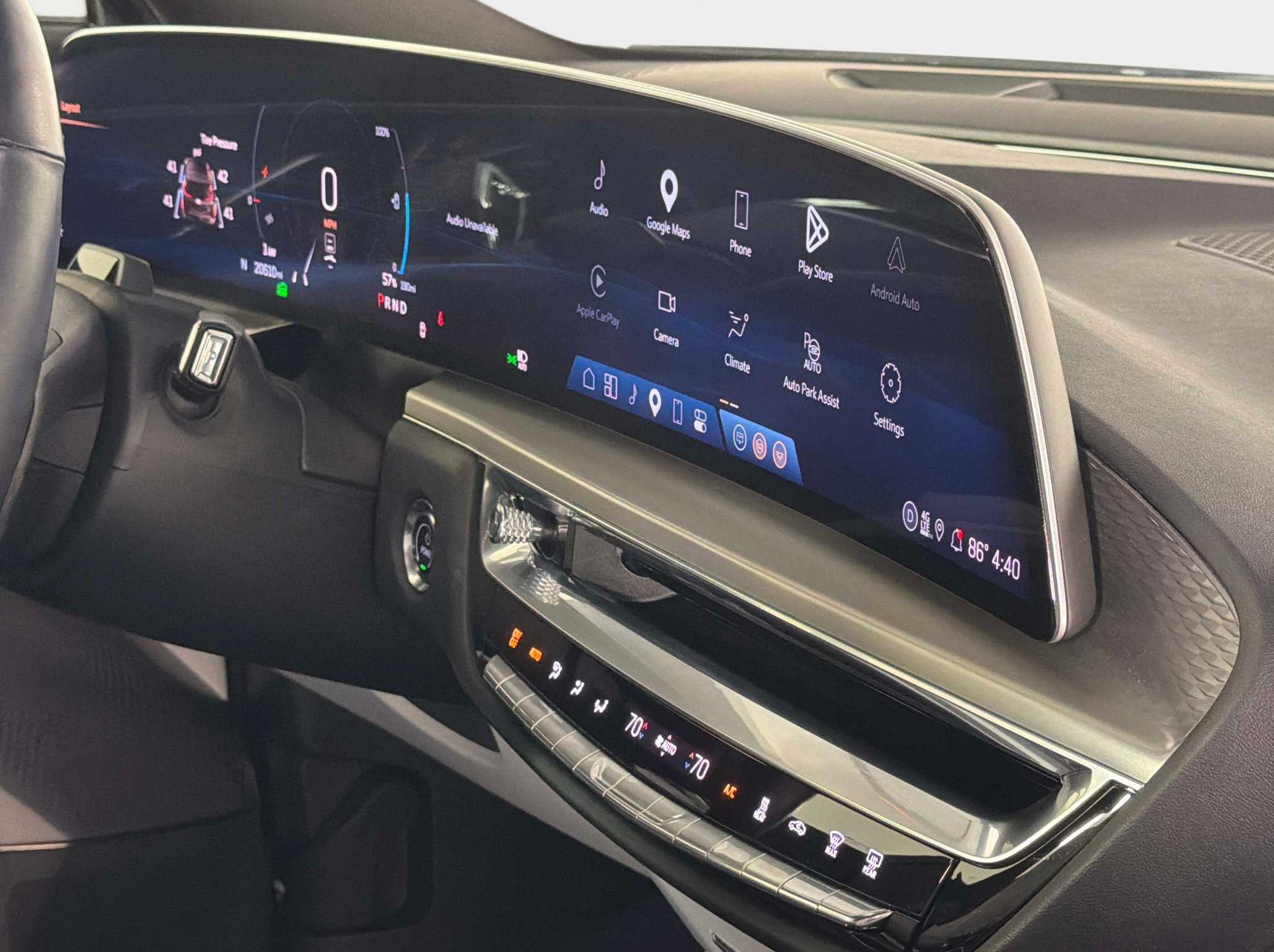 Used 2024 Cadillac Lyriq Luxury RWD image 24