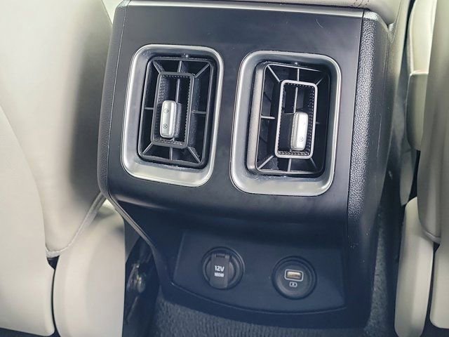 Used 2021 Kia Sorento S image 6