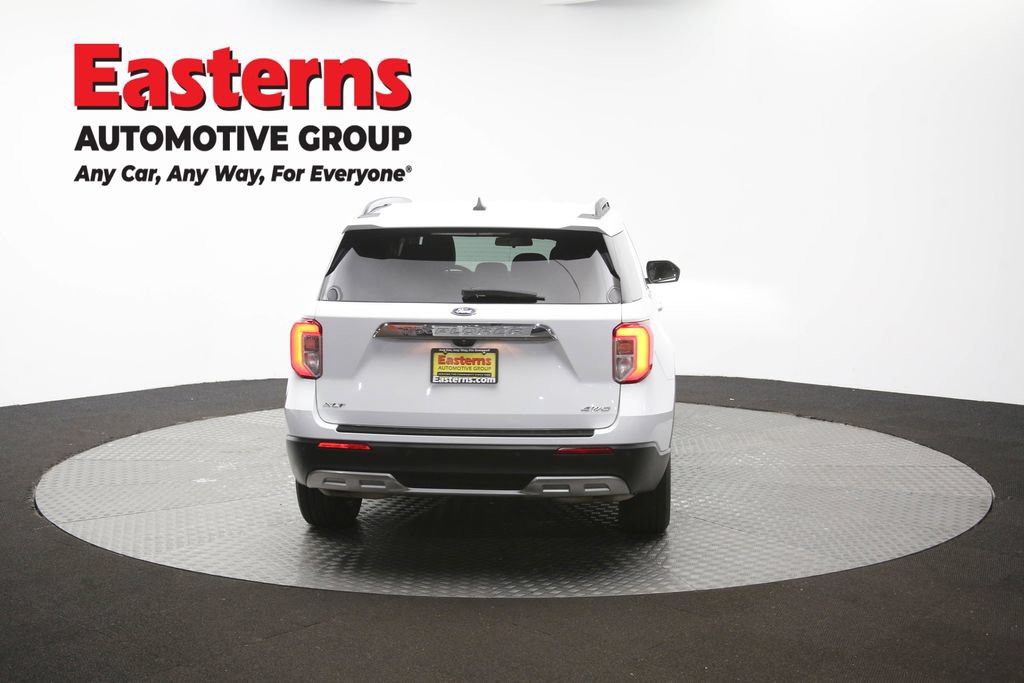 Used 2022 Ford Explorer XLT w/ Equipment Group 202A AWD/4WD image 41