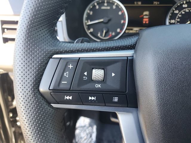 Used 2025 Mitsubishi Outlander SE AWD/4WD image 21