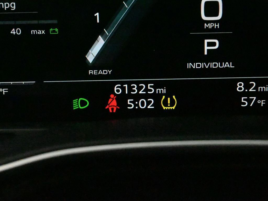 Used 2022 Audi SQ8 Prestige image 39