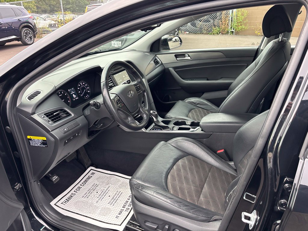 Used 2017 Hyundai Sonata Sport w/ Value Edition Package 02 FWD image 11
