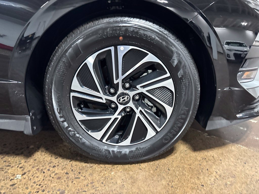 New 2026 Hyundai Sonata Blue FWD image 7