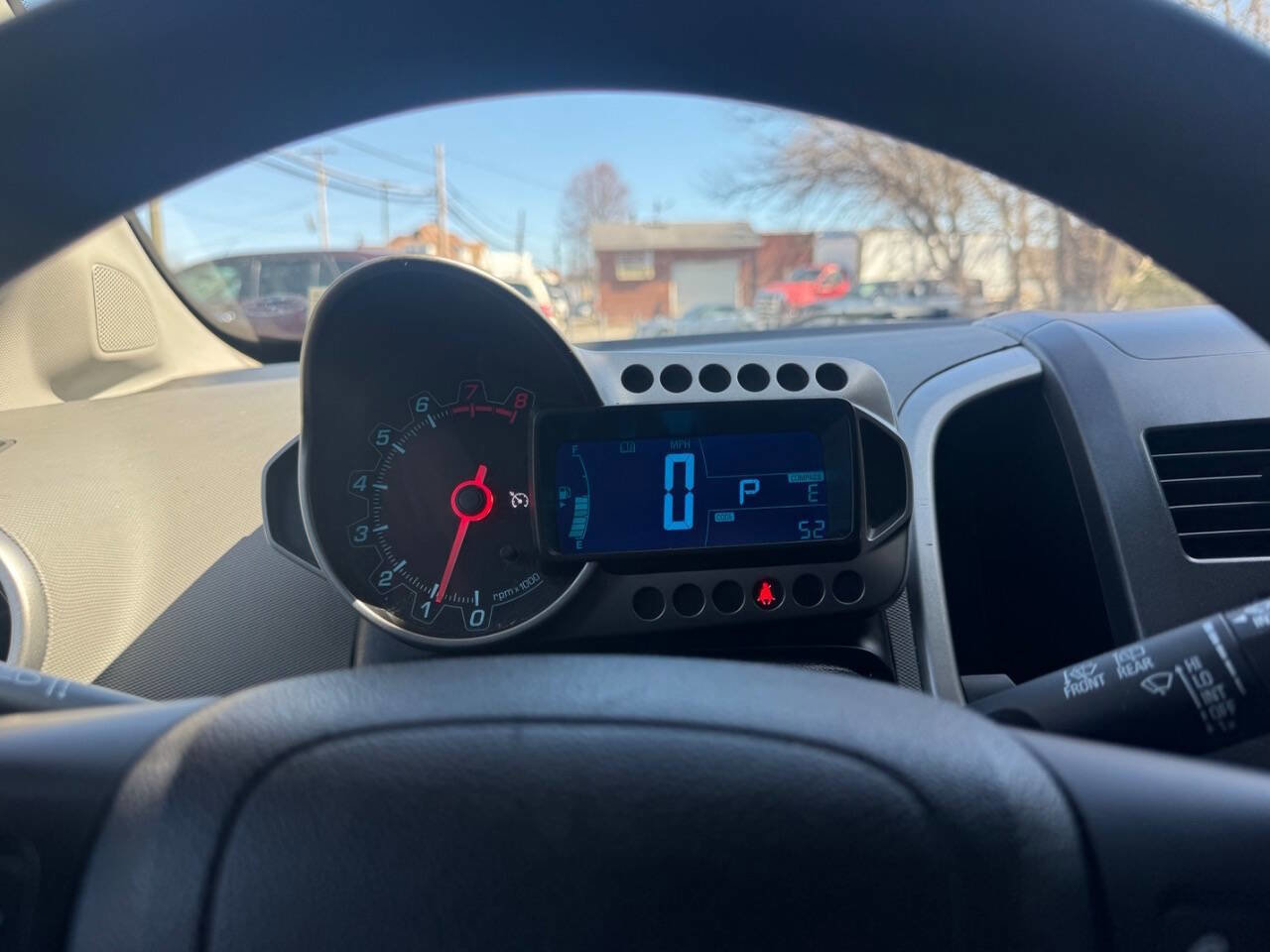 Used 2016 Chevrolet Sonic LT FWD image 33