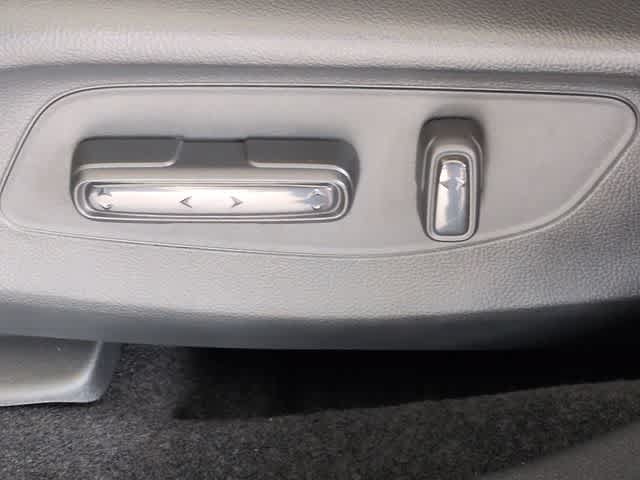 Certified 2025 Acura ADX FWD image 18