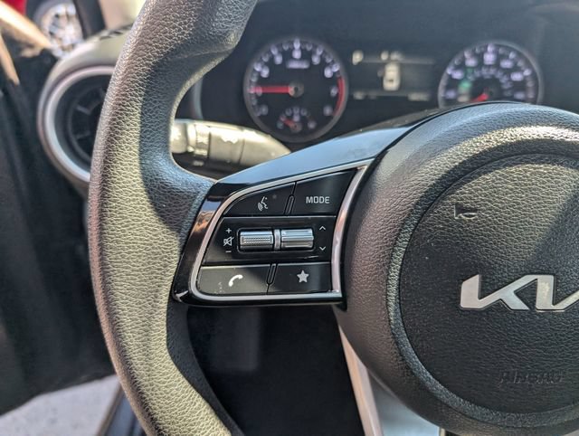 Used 2024 Kia Forte LXS FWD image 16