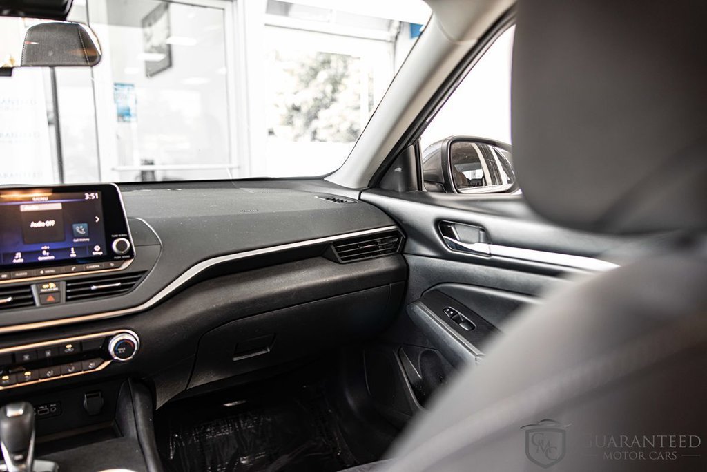 Used 2022 Nissan Altima 2.5 SV FWD image 34