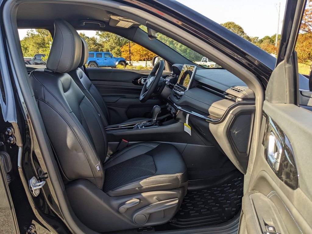 New 2026 Jeep Compass Latitude w/ Quick Order Package 29K image 46