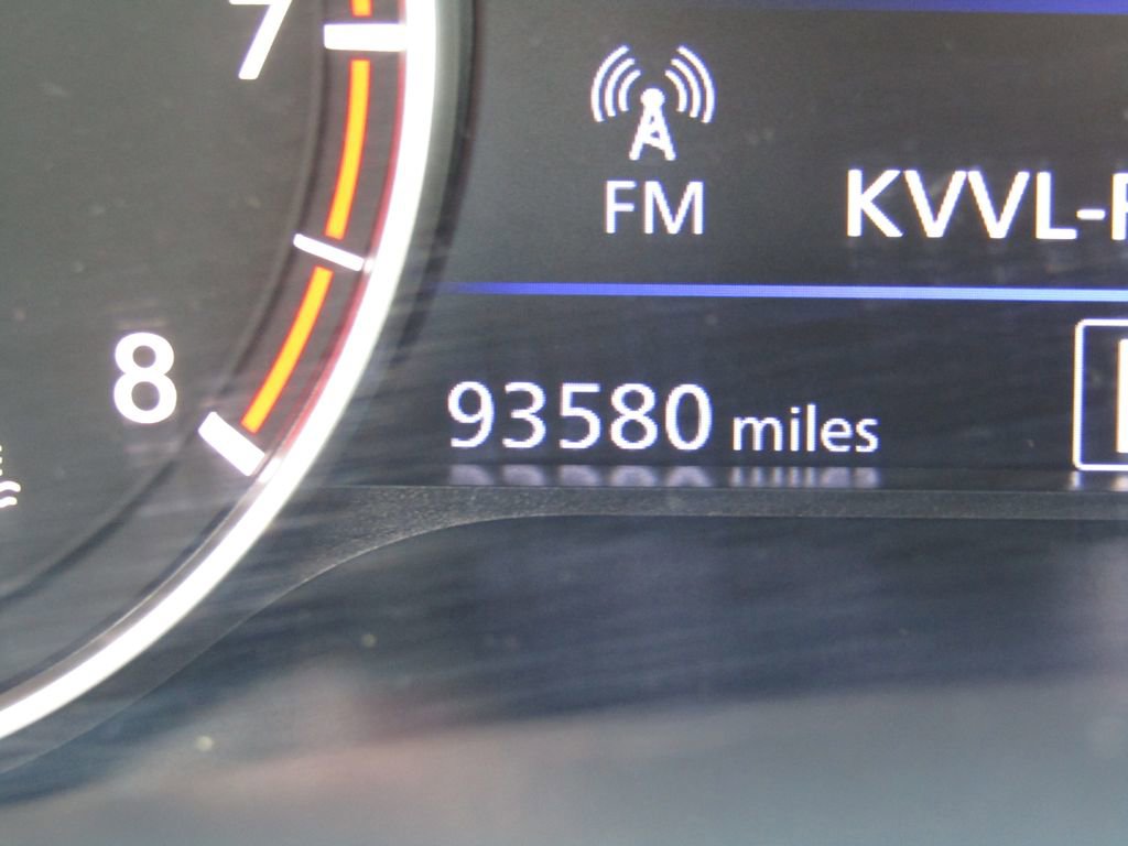 Used 2022 Nissan Altima 2.5 SR w/ Midnight Edition Package FWD image 22