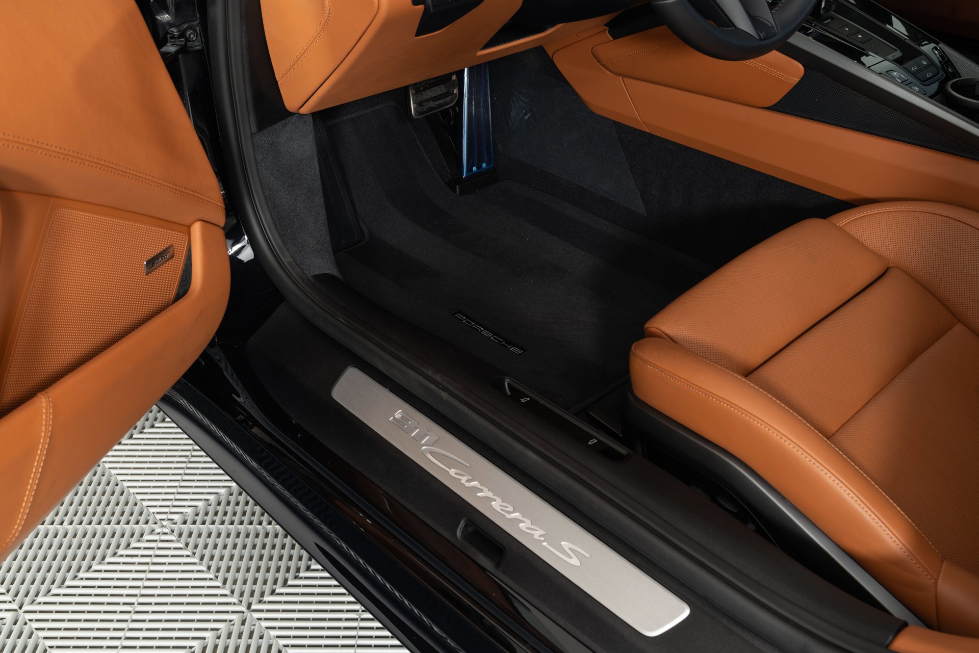 Used 2025 Porsche 911 Carrera S image 13