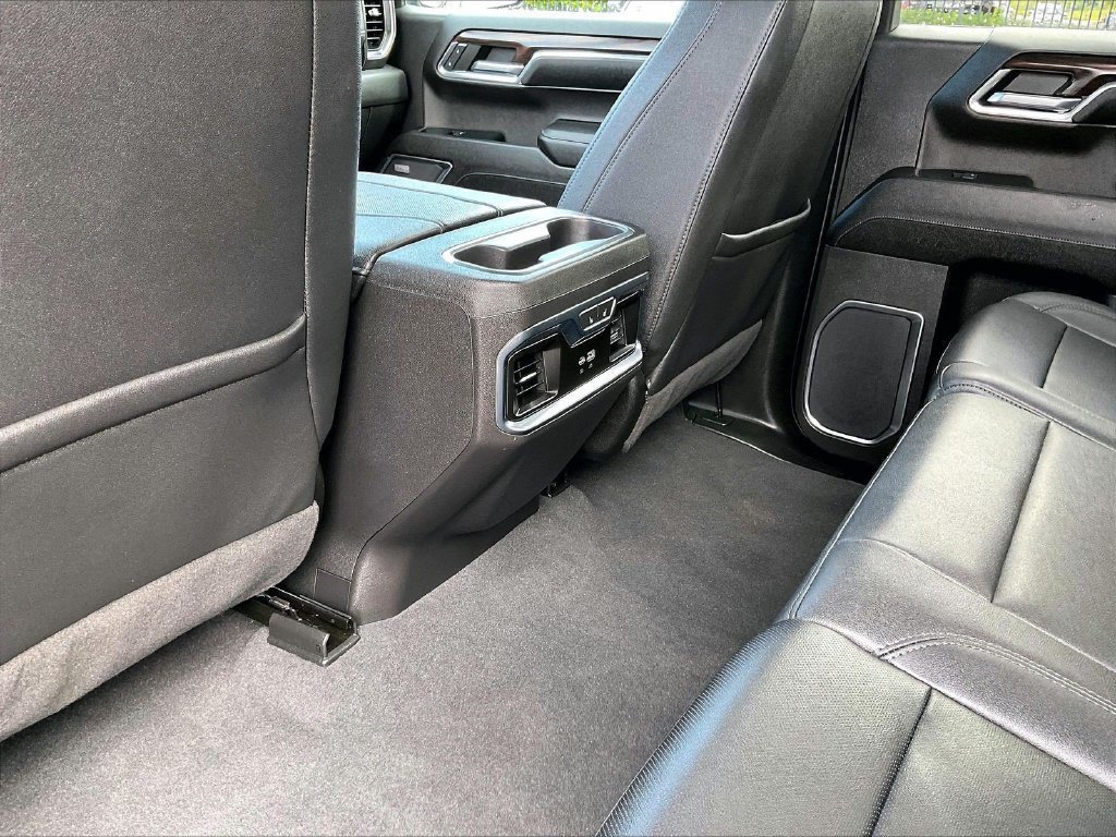 Used 2023 GMC Sierra 1500 SLT w/ SLT Premium Package AWD/4WD image 27