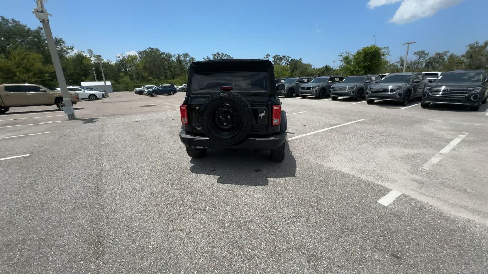 Used 2023 Ford Bronco Black Diamond AWD/4WD image 7