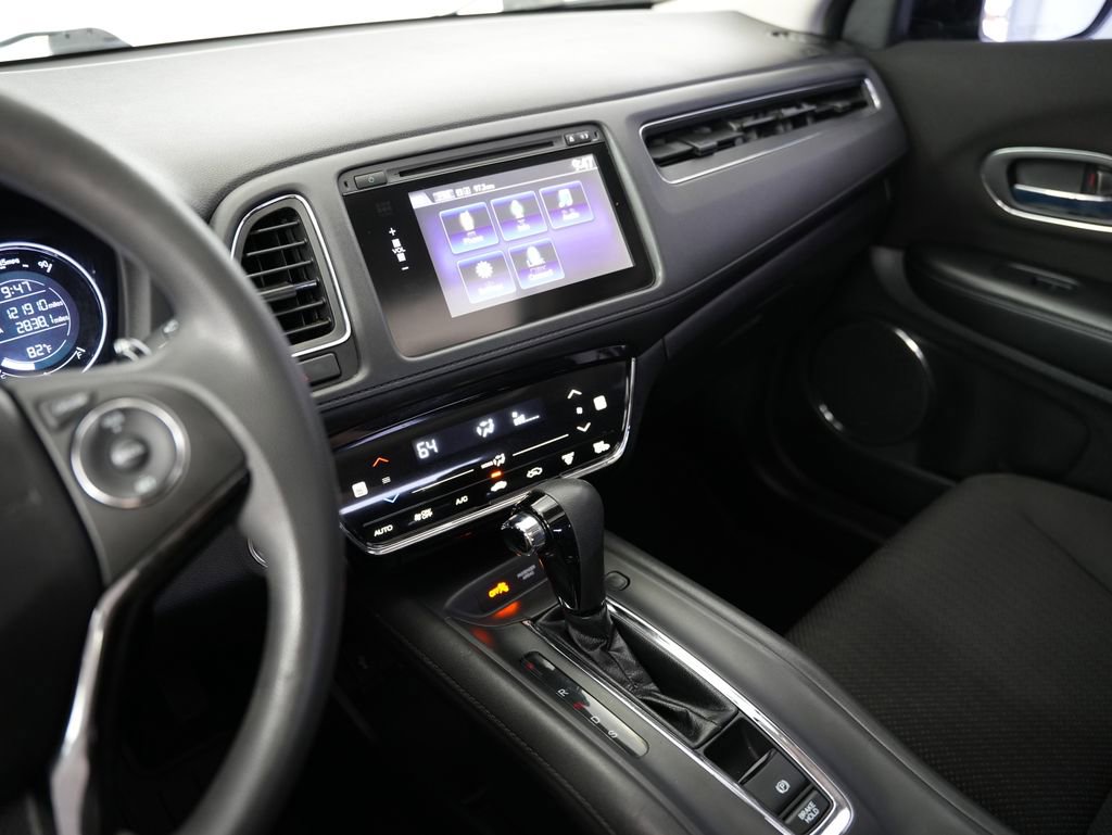 Used 2017 Honda HR-V EX image 18