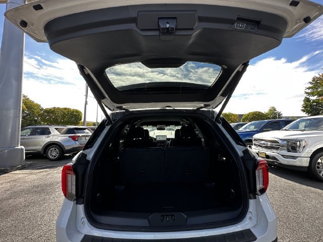 Used 2025 Ford Explorer ST AWD/4WD image 42