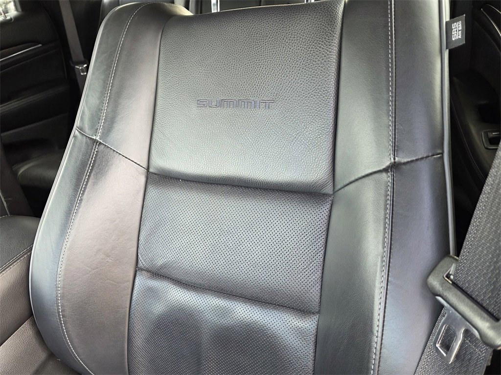 Used 2021 Jeep Grand Cherokee Summit w/ Platinum Series Group image 14