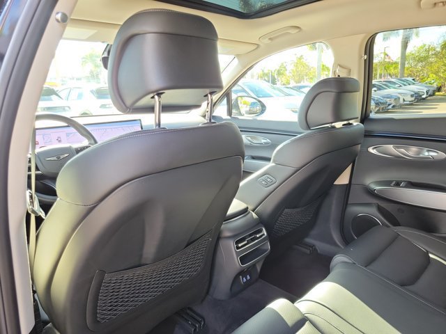 Certified 2026 Genesis GV70 2.5T Select AWD/4WD image 9