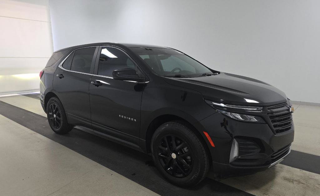 Used 2023 Chevrolet Equinox LT image 4