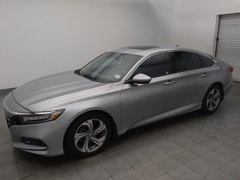 Used 2018 Honda Accord EX image 2