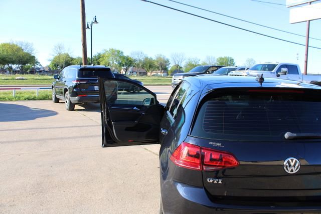 Used 2015 Volkswagen GTI S FWD image 9