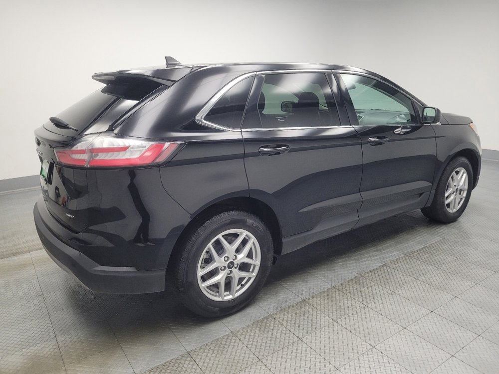 Used 2024 Ford Edge SEL image 10