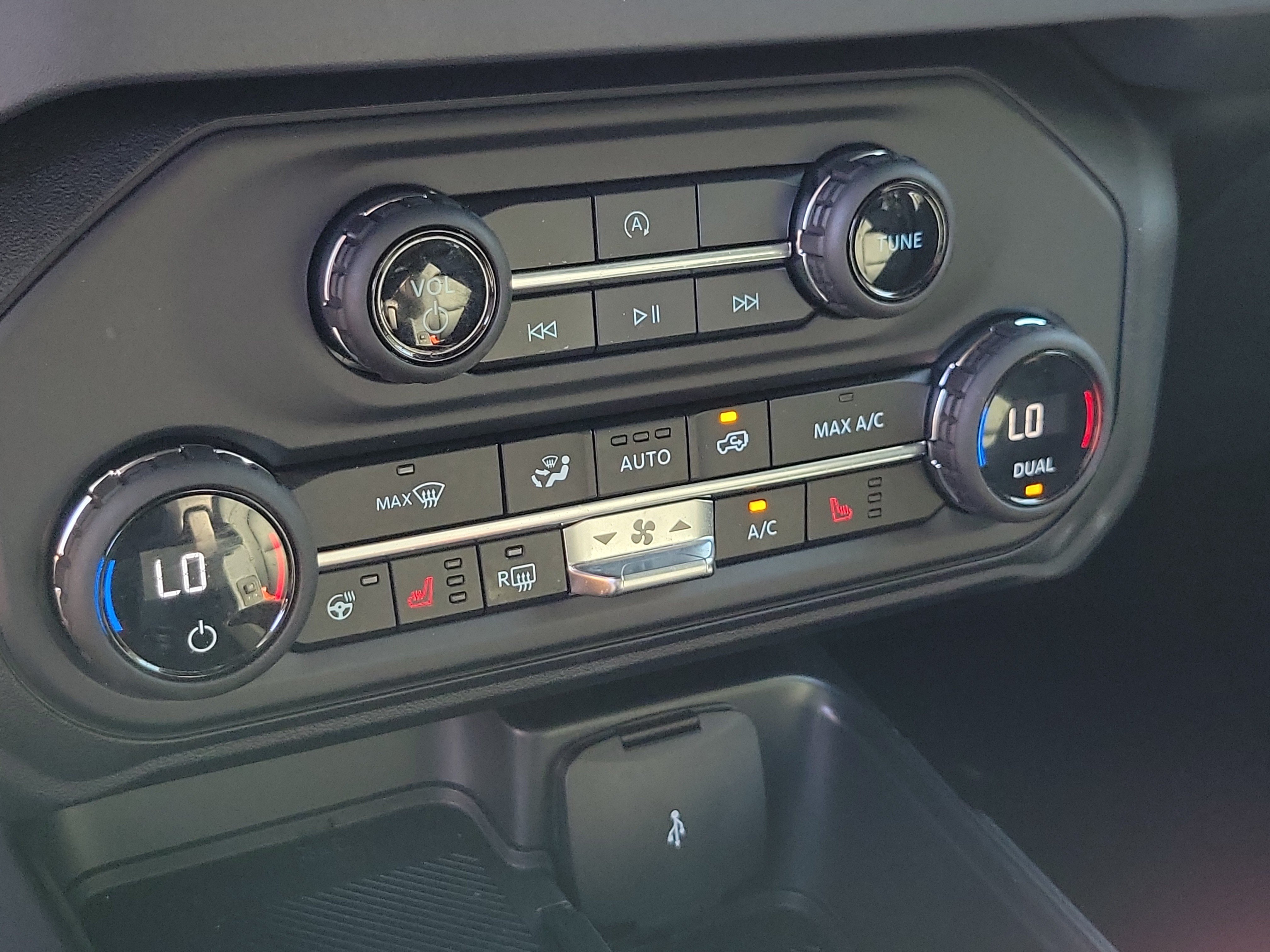 Used 2026 Ford Bronco Outer Banks AWD/4WD image 15