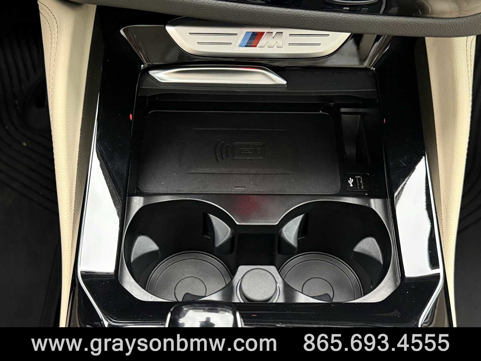 Used 2025 BMW X4 M40i w/ Premium Package image 26