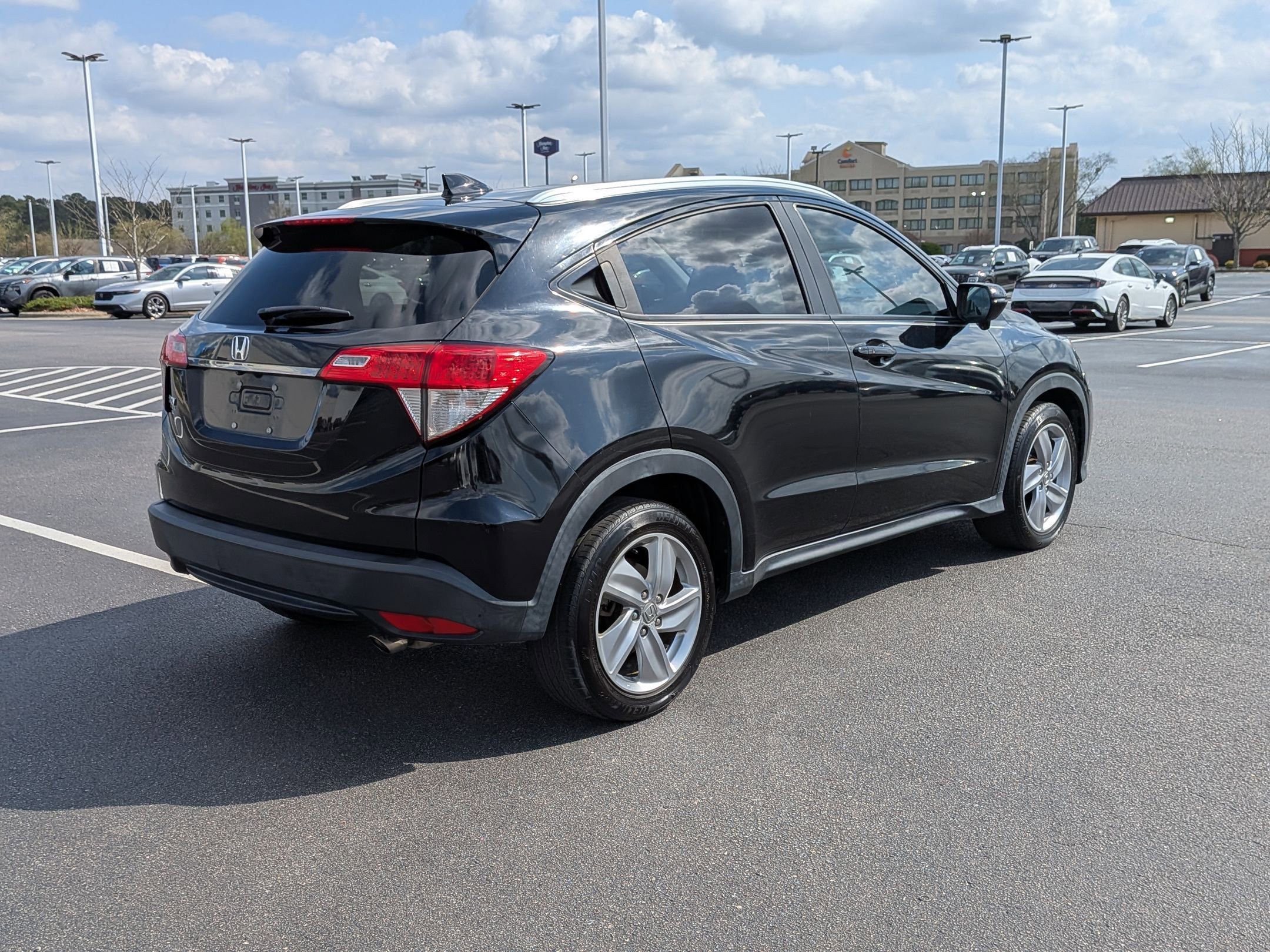 Used 2020 Honda HR-V EX-L image 3