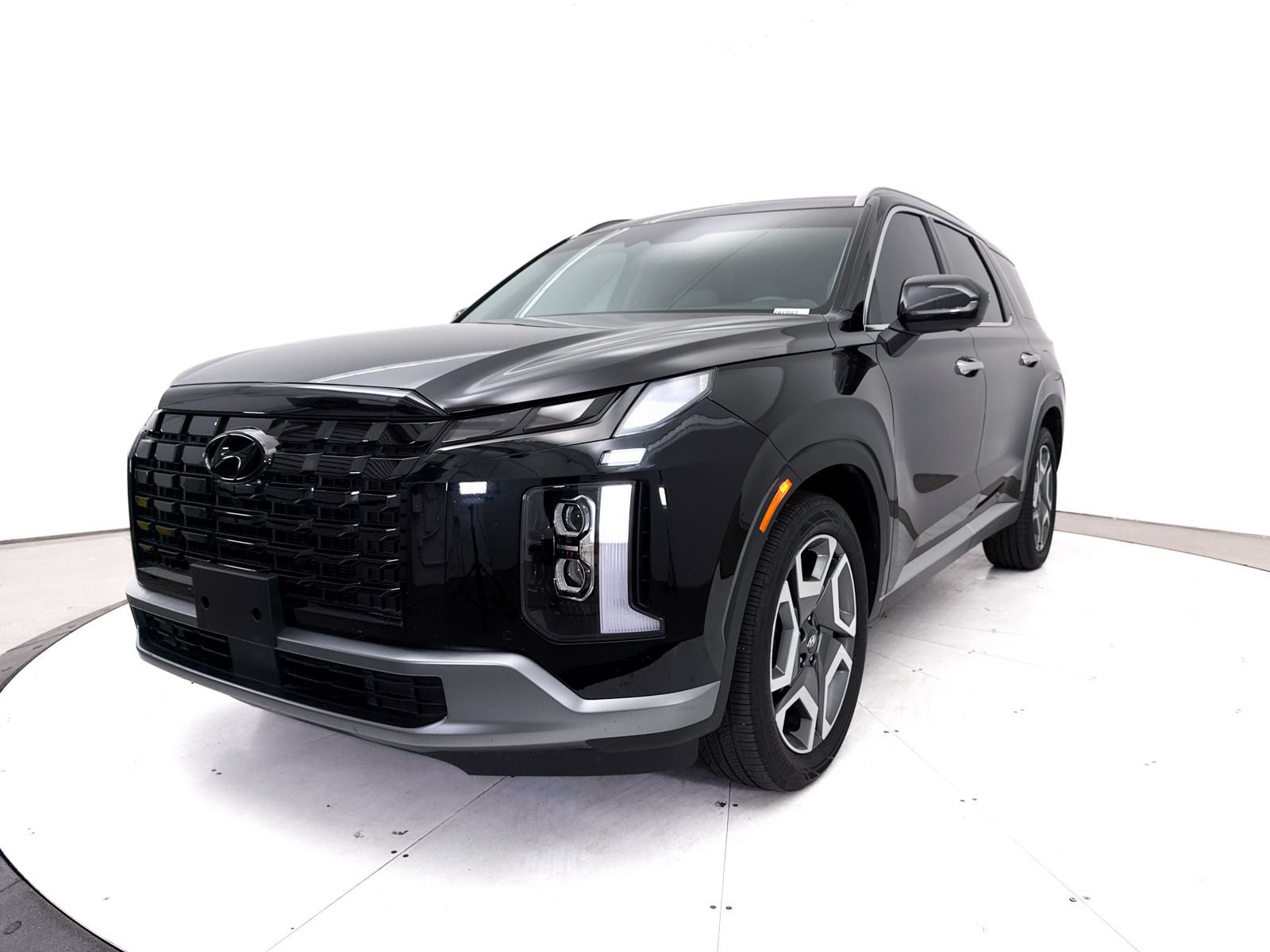 Used 2025 Hyundai Palisade SEL FWD image 16