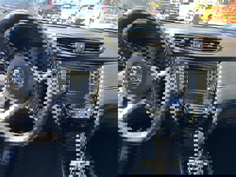 Used 2019 Nissan Rogue SV image 28