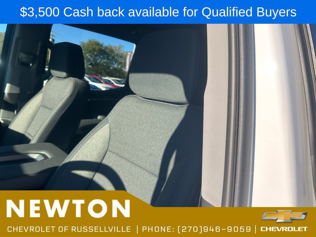 New 2026 Chevrolet Silverado 1500 LT w/ LPO, Dark Essentials Package AWD/4WD image 5