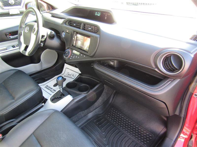 Used 2013 Toyota Prius C Four image 33