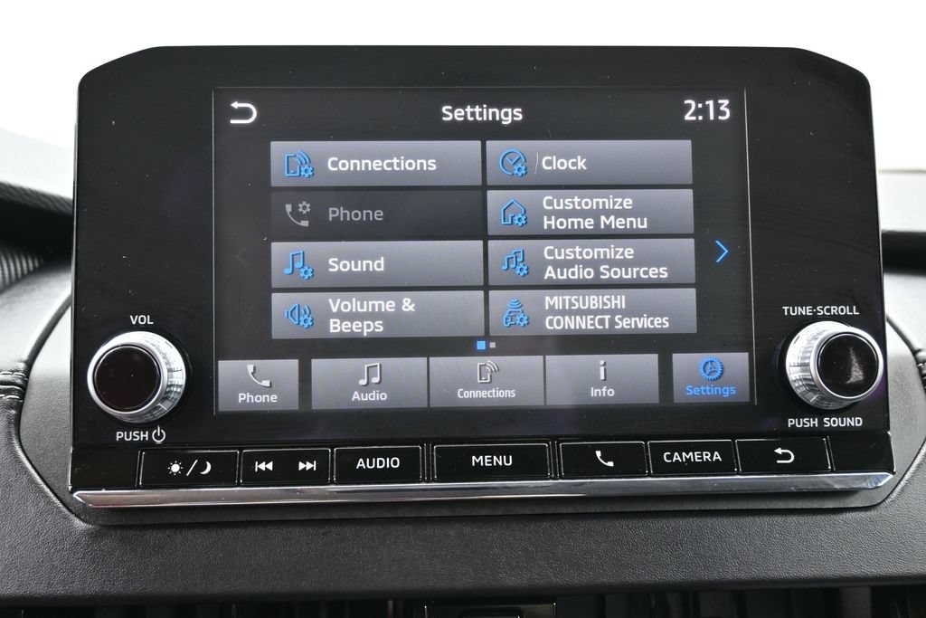 Used 2024 Mitsubishi Outlander ES AWD/4WD image 23