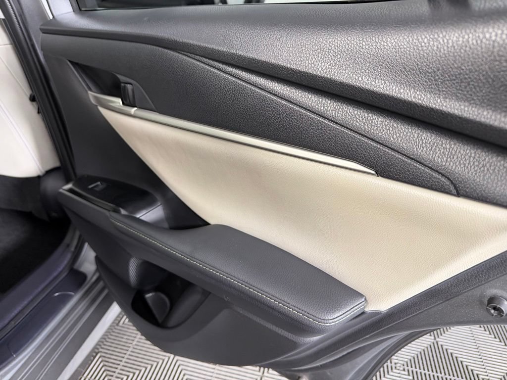 Used 2025 Toyota Camry XLE w/ Premium Plus Package FWD image 31
