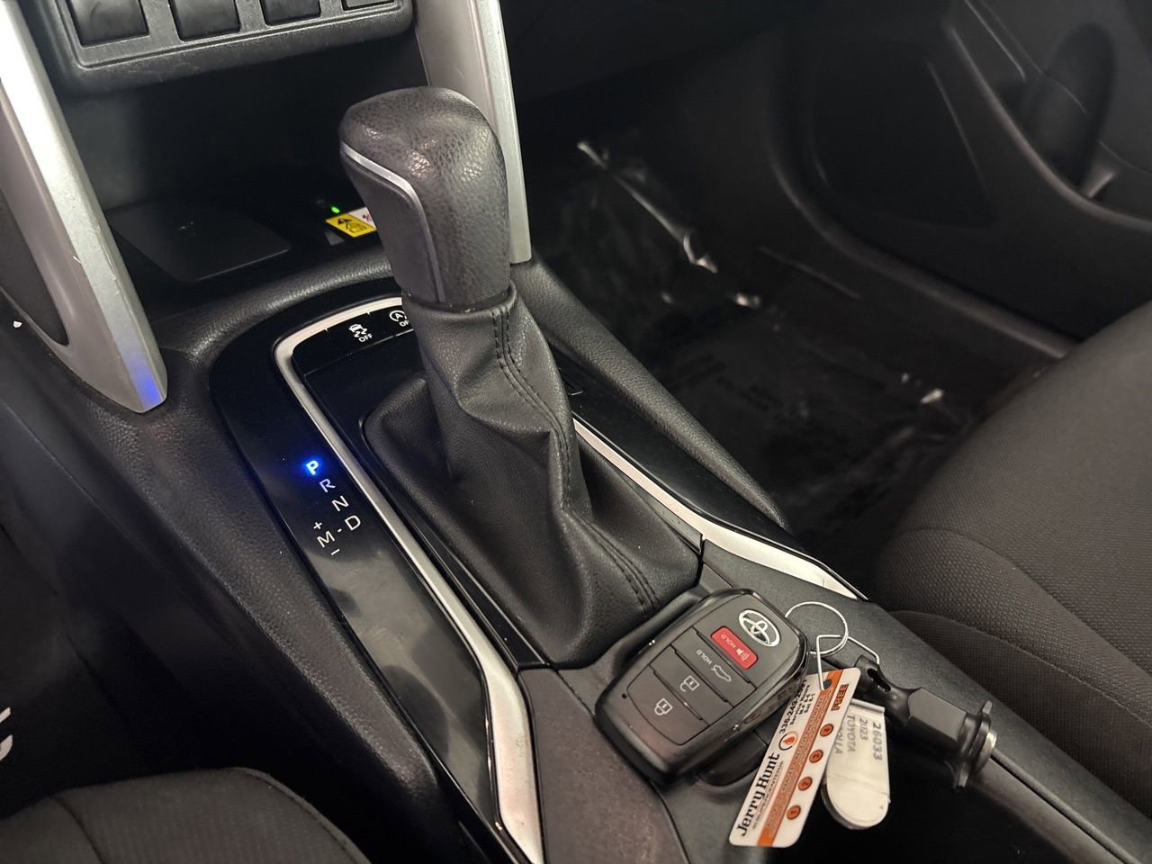 Used 2023 Toyota Corolla Cross LE image 17