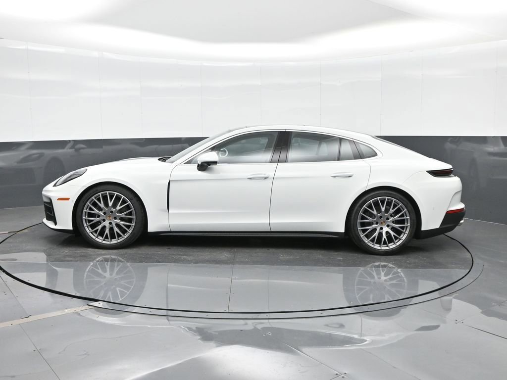 New 2026 Porsche Panamera RWD image 2
