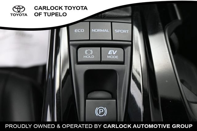 Used 2025 Toyota Camry XSE FWD image 17
