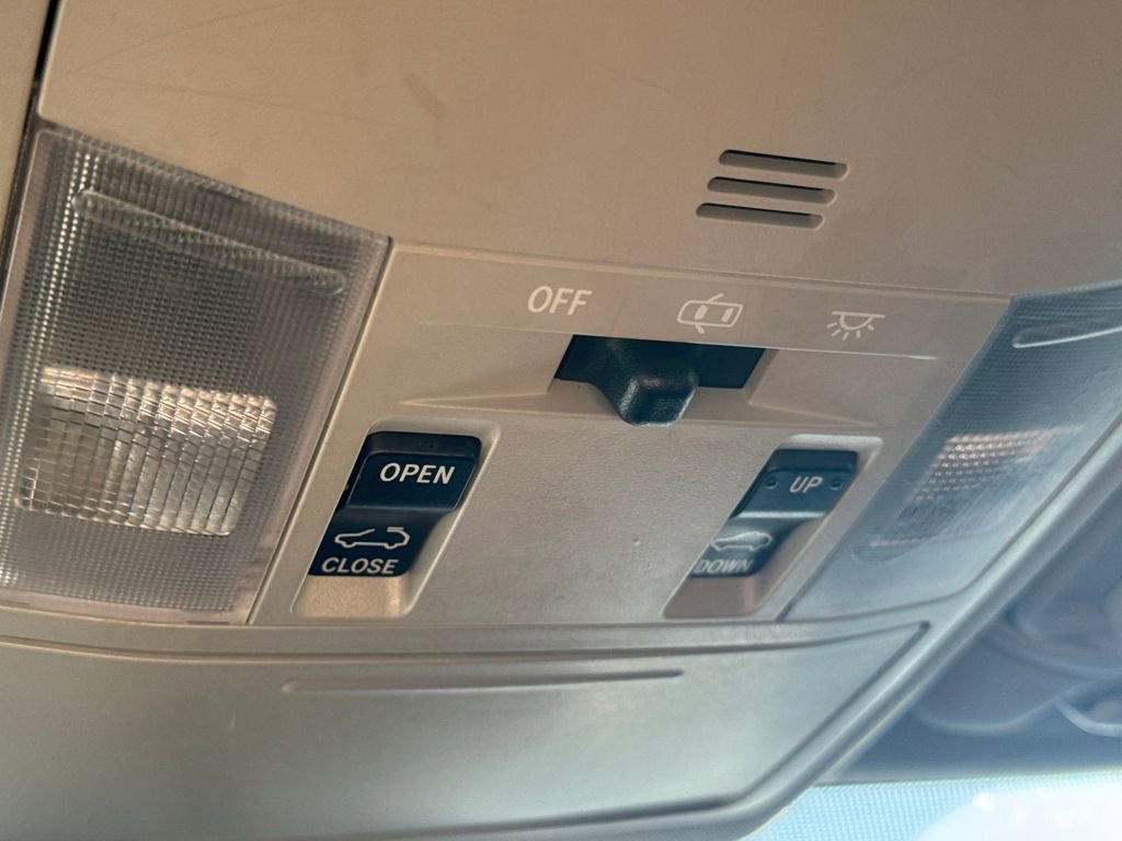 Used 2017 Toyota RAV4 XLE image 31