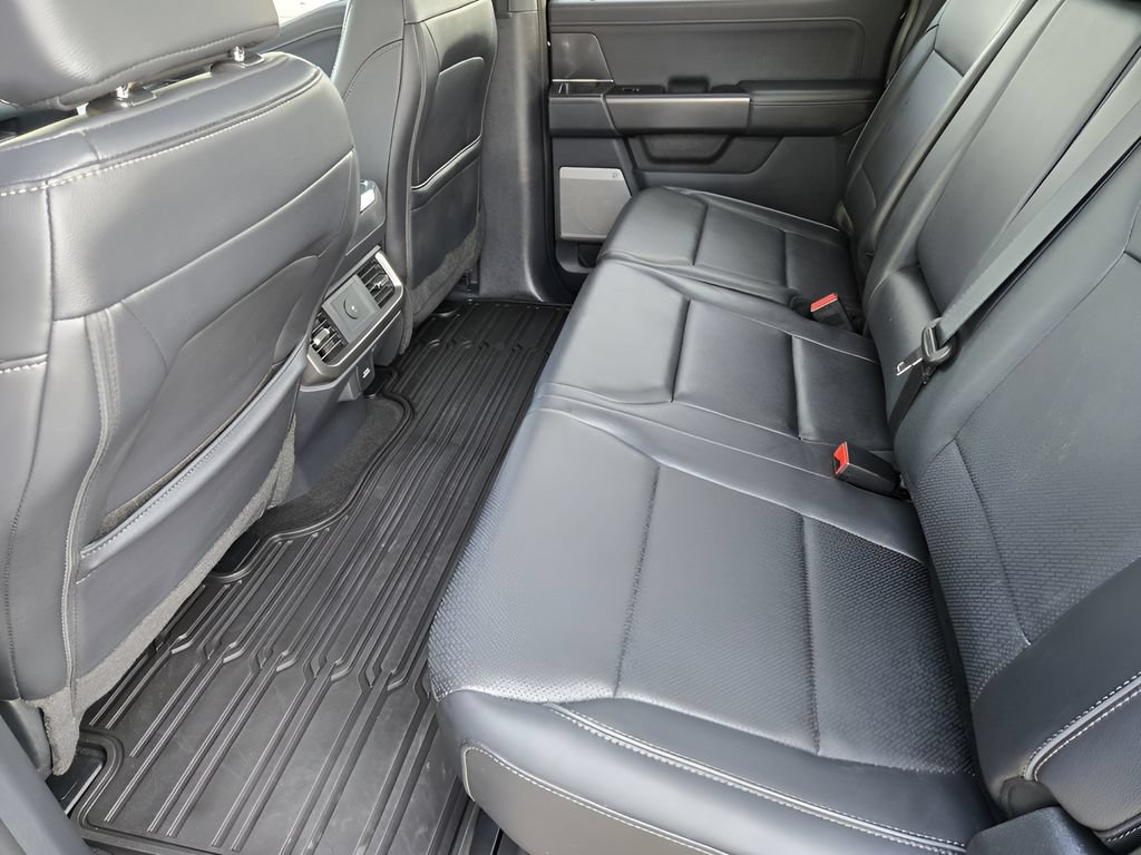 Used 2025 Ford F150 Lariat w/ FX4 Off-Road Package AWD/4WD image 28